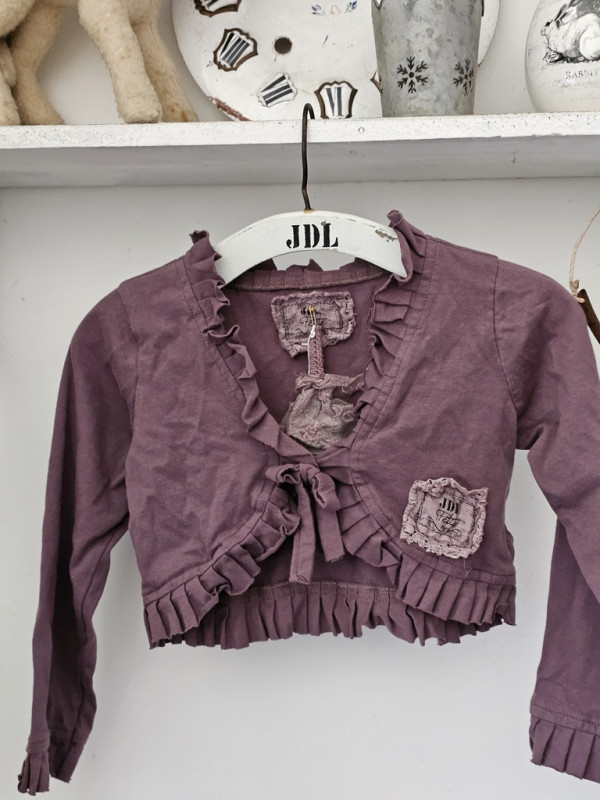 maedchen-bolero-lila-shirt