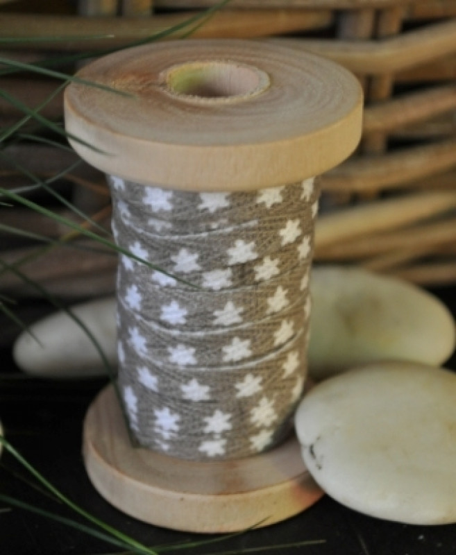 Baumwollband Geschenkband Sterne auf Holzspule