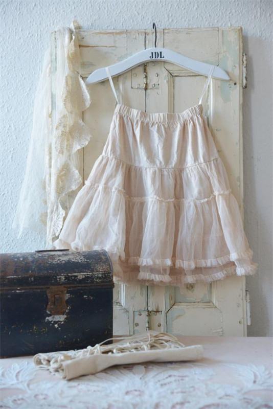 Kleiderbügel für Kinderkleider white-shabby