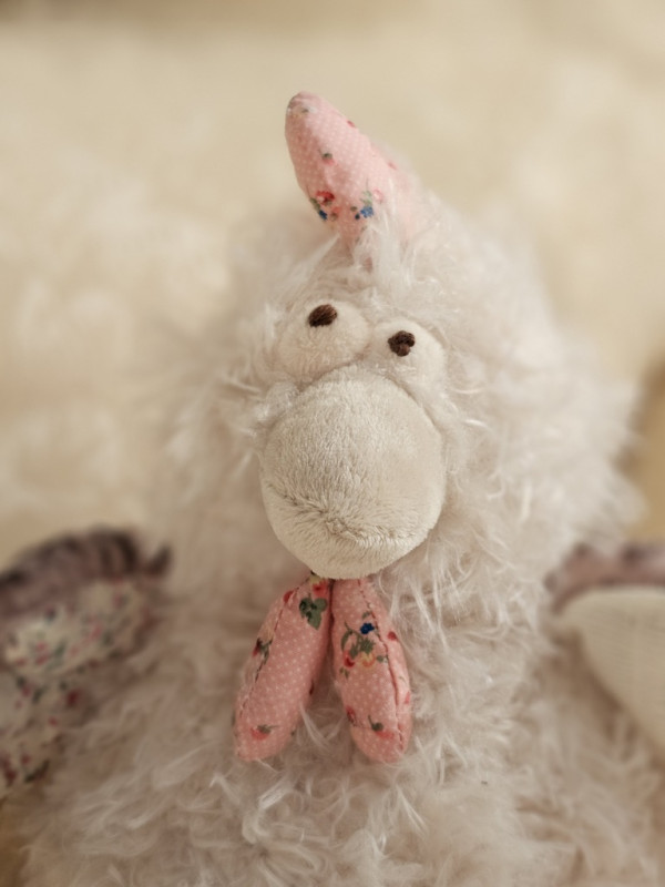 Preview: Deko-Kuschelhuhn „Frühlingsbote“ im Landhaus-Stil