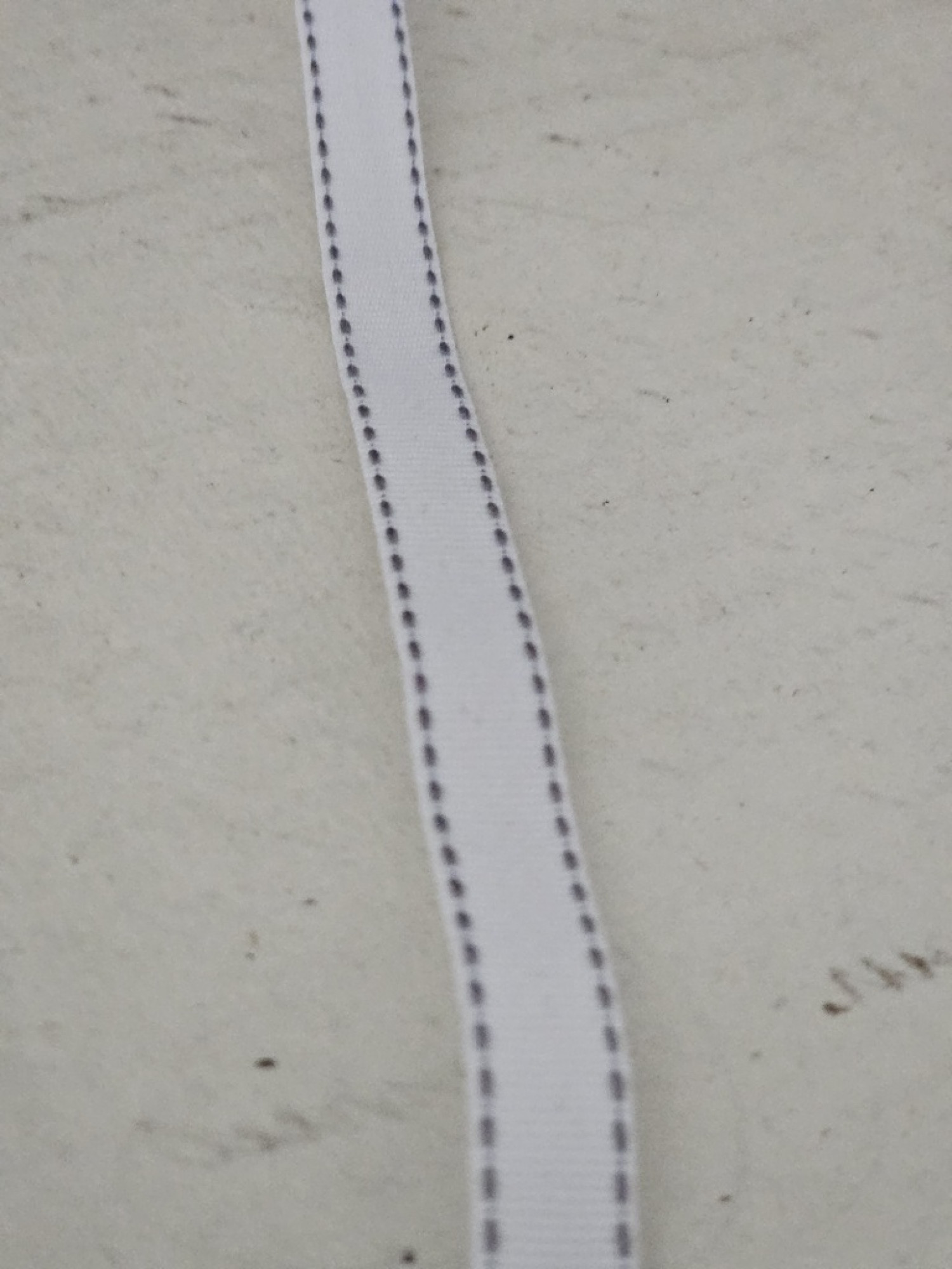 geschenkband-gewebt-weiss-grau