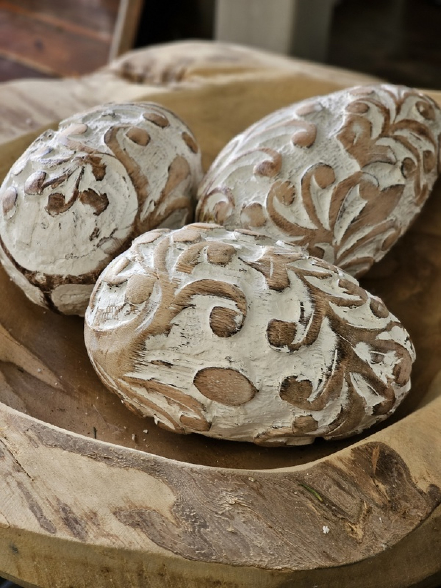 Holzei geschnitzt natur-white shabby chic