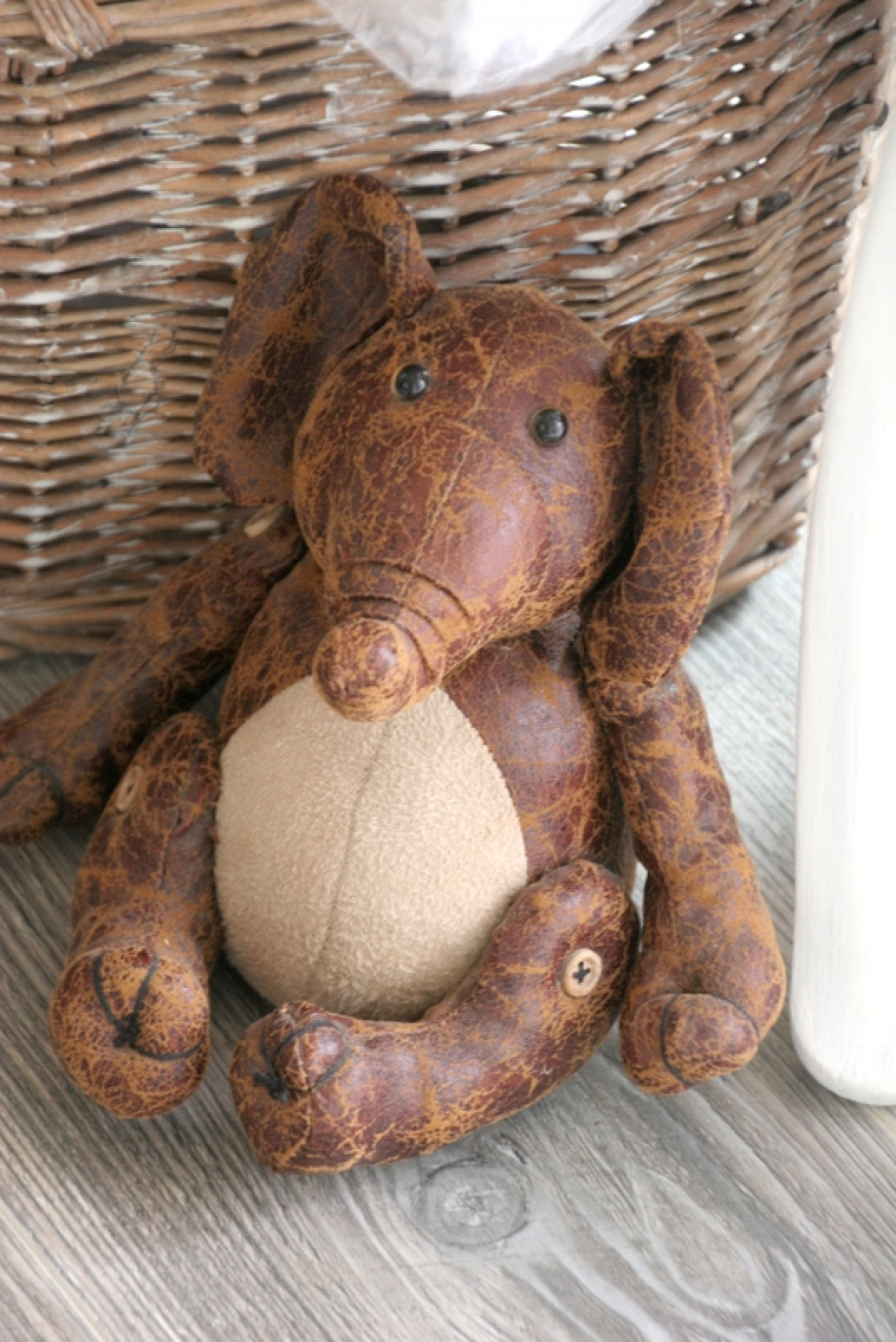 Elefant-lederoptik-tuerstopper