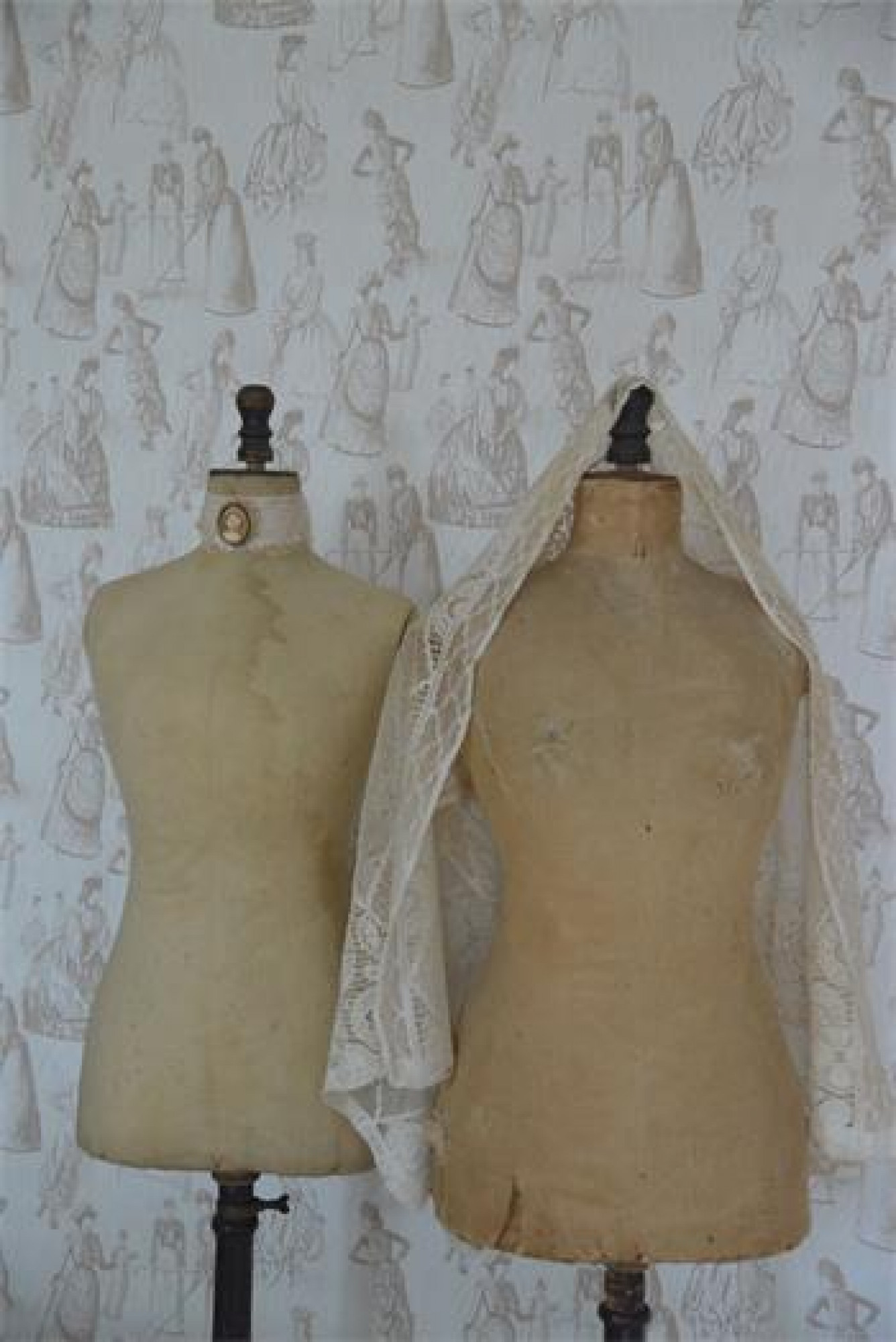 Vintage Tapete "Toile de jouy" Jeanne d'Arc Living