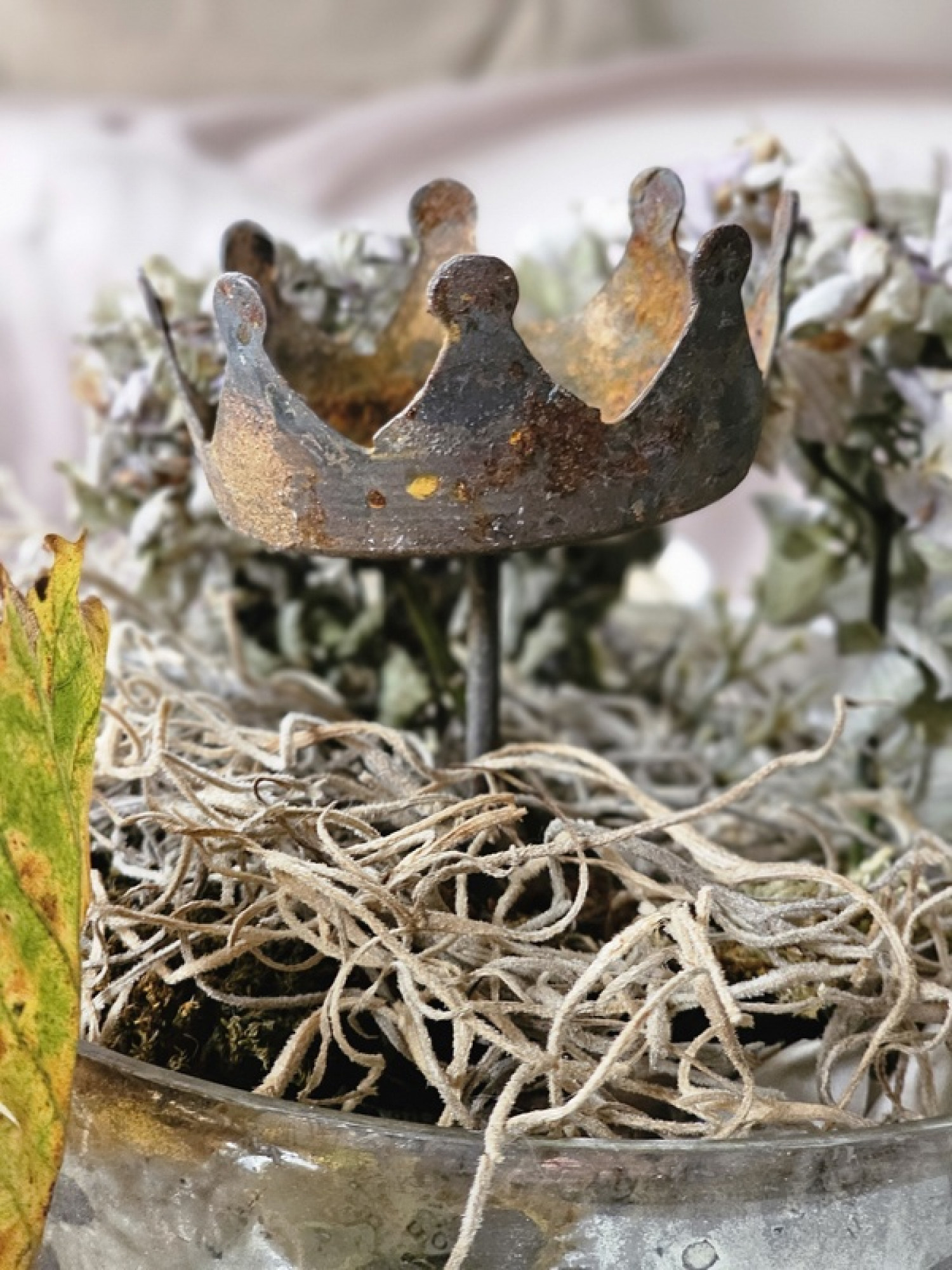 Kerzenstecker Kerzenhalter Metall Krone